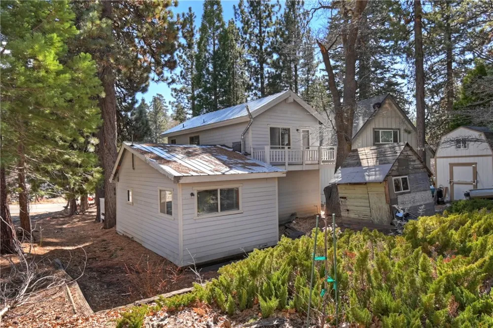 33874 Green Valley Lake Road Green Valley Lake, CA 92341