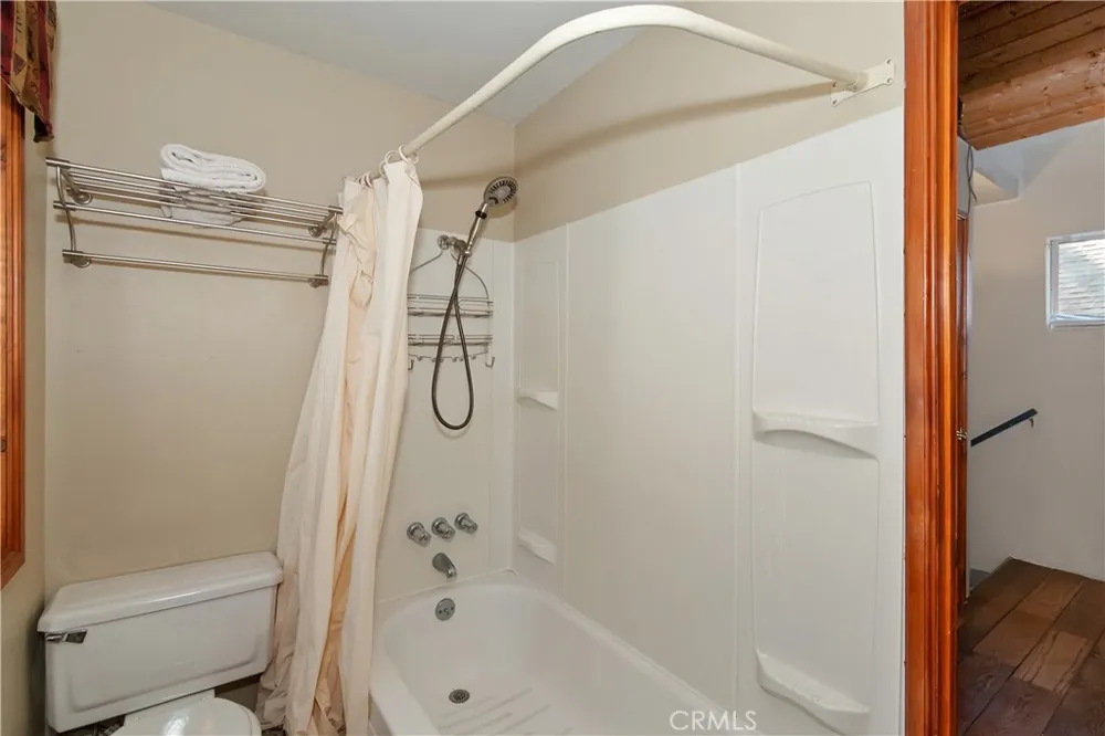 33874 Green Valley Lake Road Green Valley Lake, CA 92341