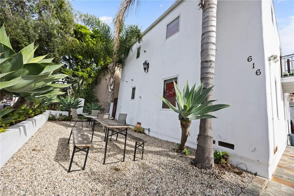 616 Sunset Venice, CA 90291