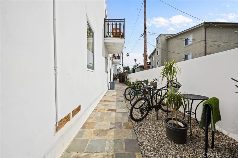 616 Sunset Venice, CA 90291