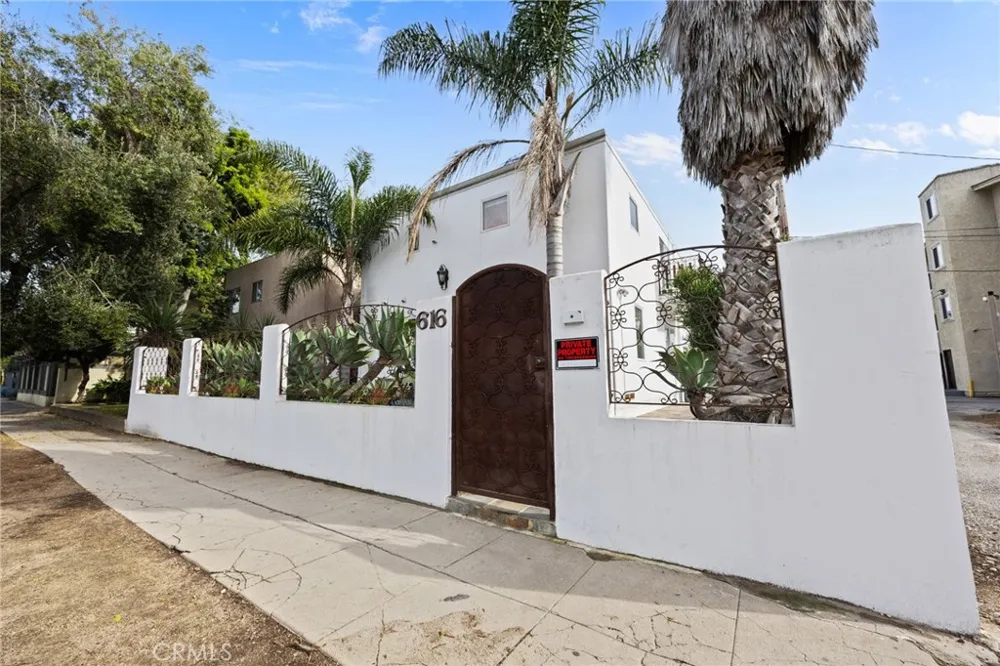 616 Sunset Venice, CA 90291