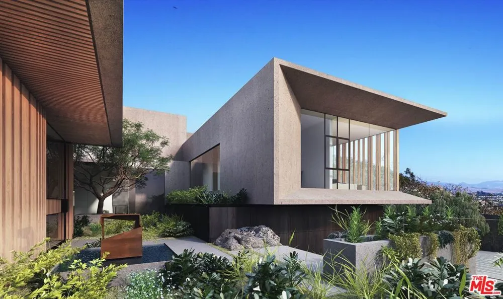 150 Vista Del Sol Avenue Laguna Beach, CA 92651