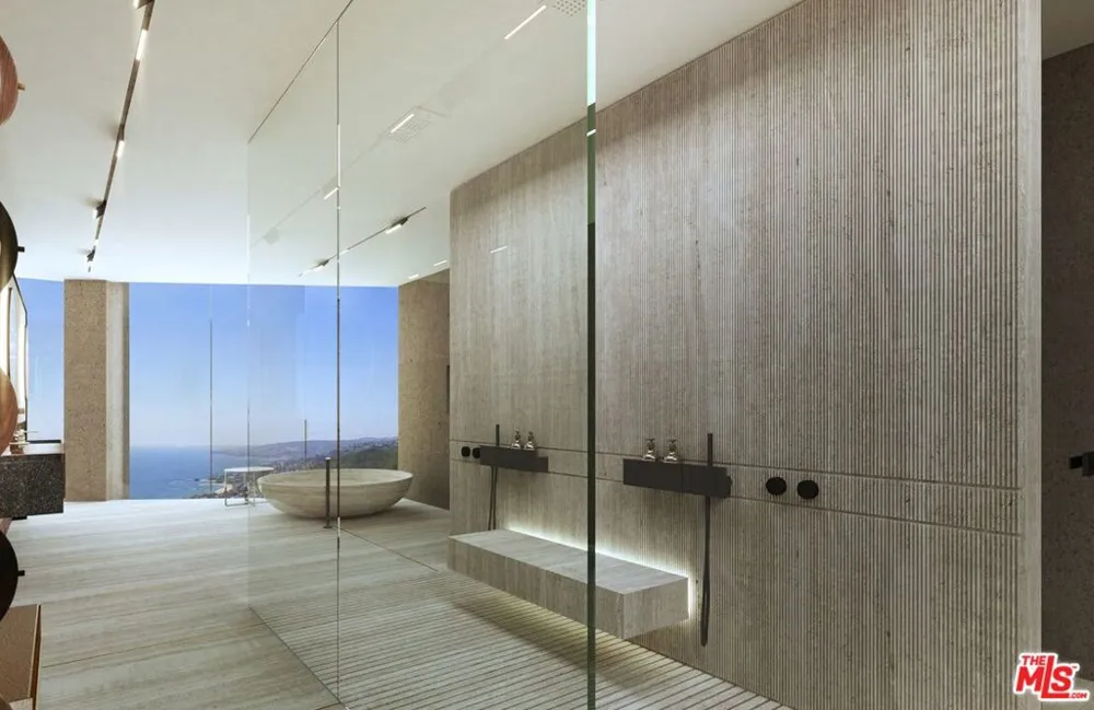 150 Vista Del Sol Avenue Laguna Beach, CA 92651
