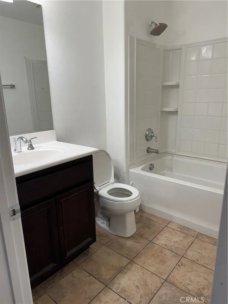 4445 Owens Corona, CA 92883
