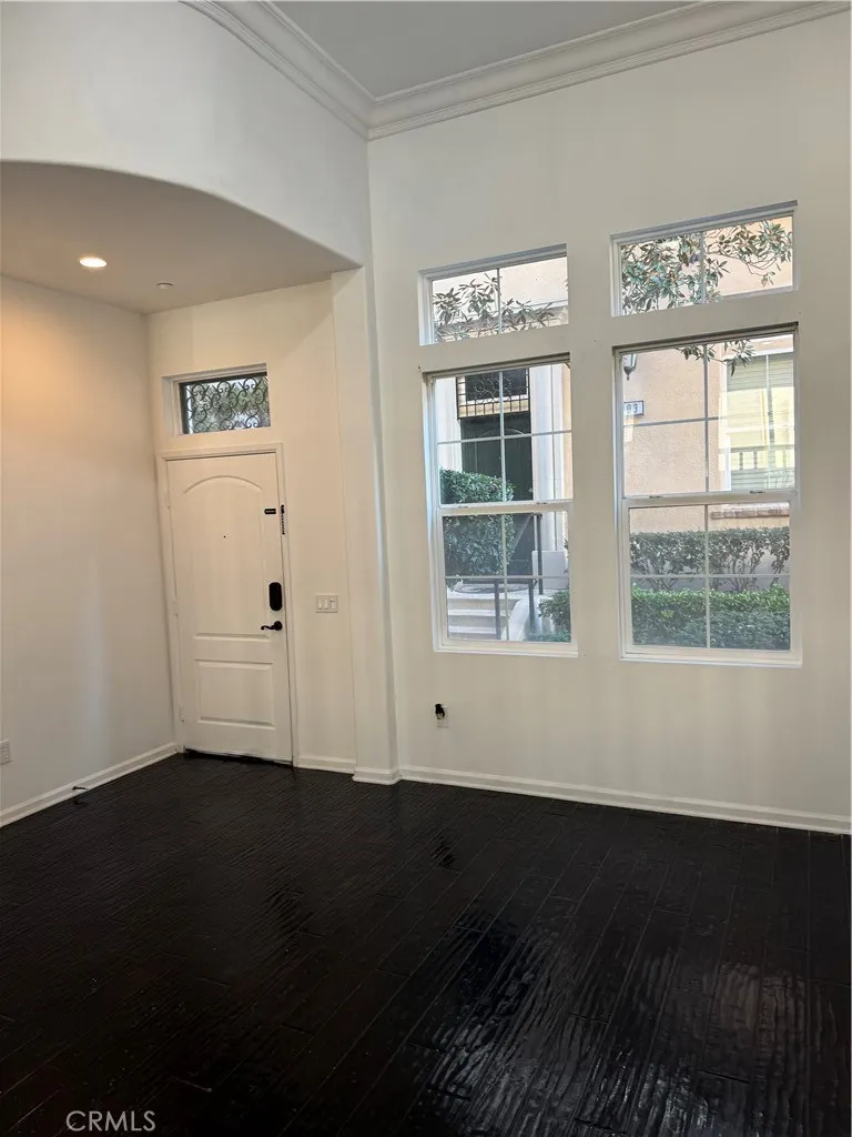 4445 Owens Corona, CA 92883