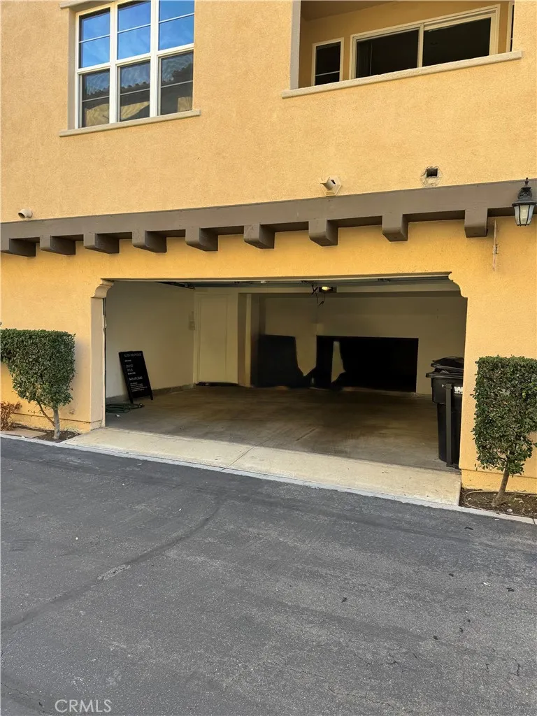 4445 Owens Corona, CA 92883