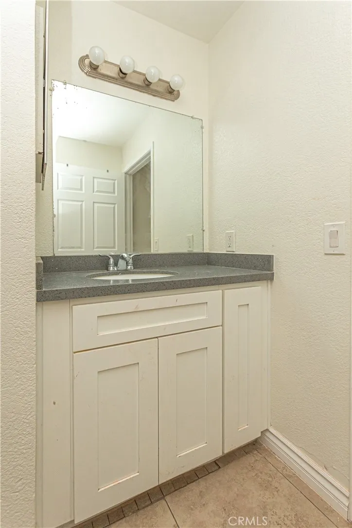 1265 Kendall San Bernardino, CA 92407