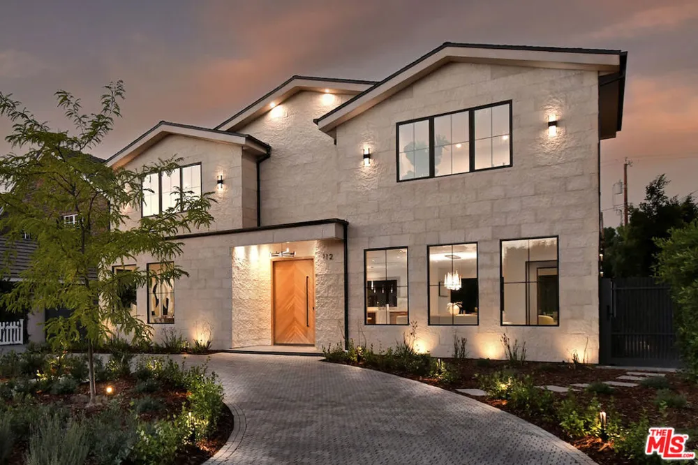 112 S Valley Street Toluca Lake, CA 91505