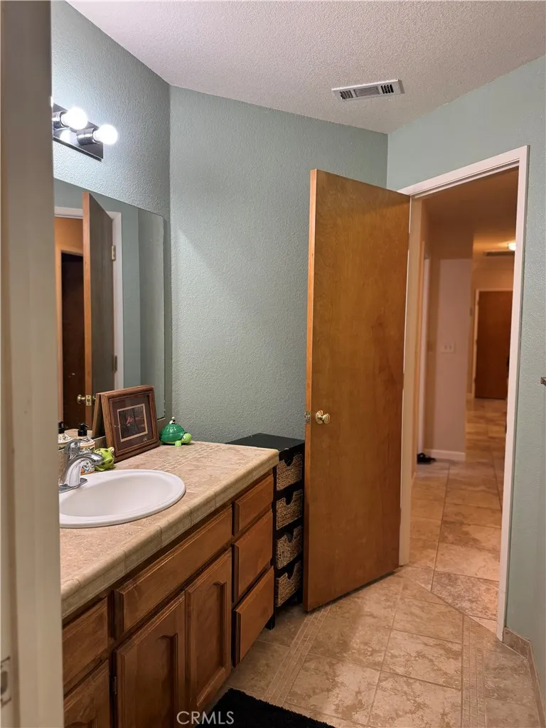 8220 Marek Road Los Molinos, CA 96055