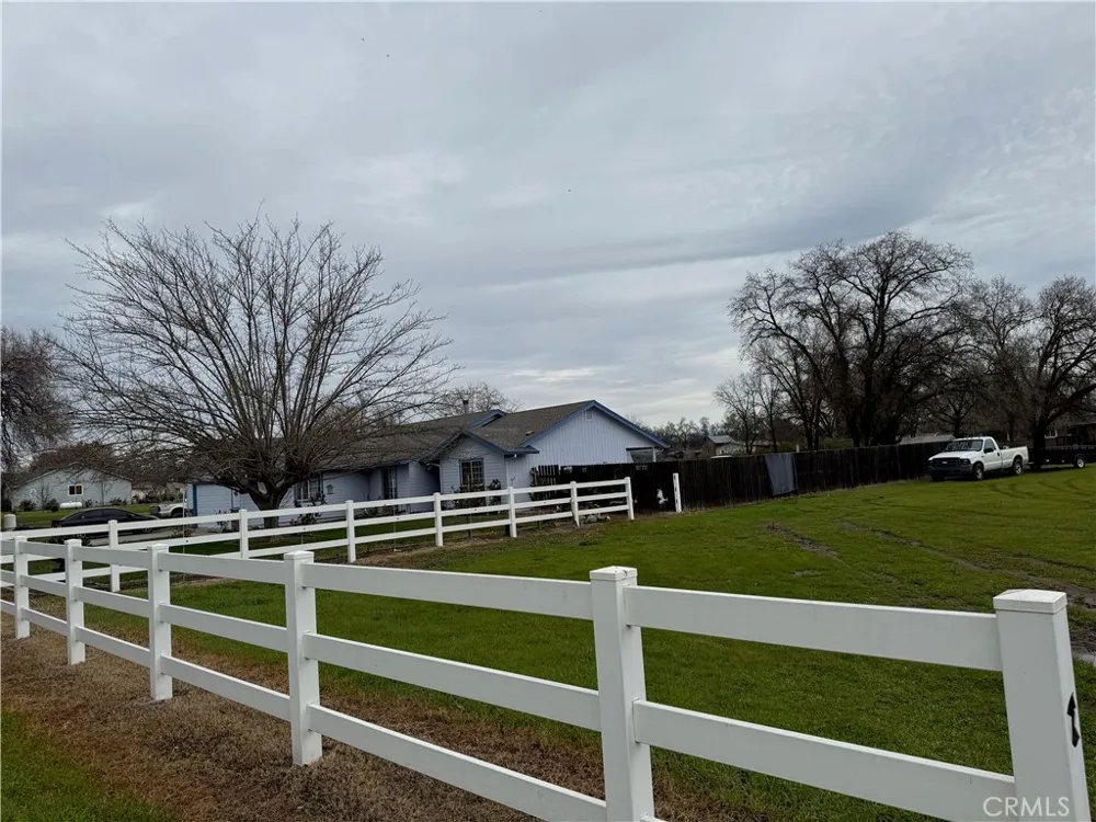 8220 Marek Road Los Molinos, CA 96055