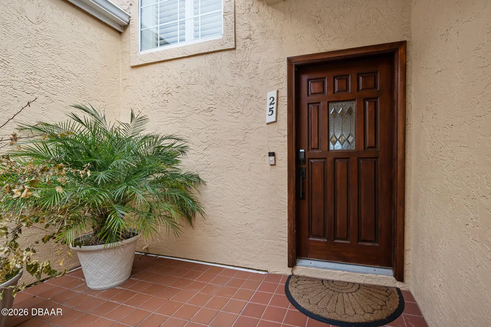 25 Marina Point Place Palm Coast, FL 32137
