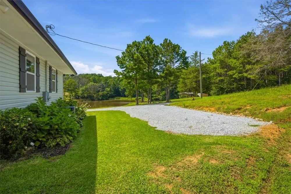 80 Hand Road Bowdon, GA 30108