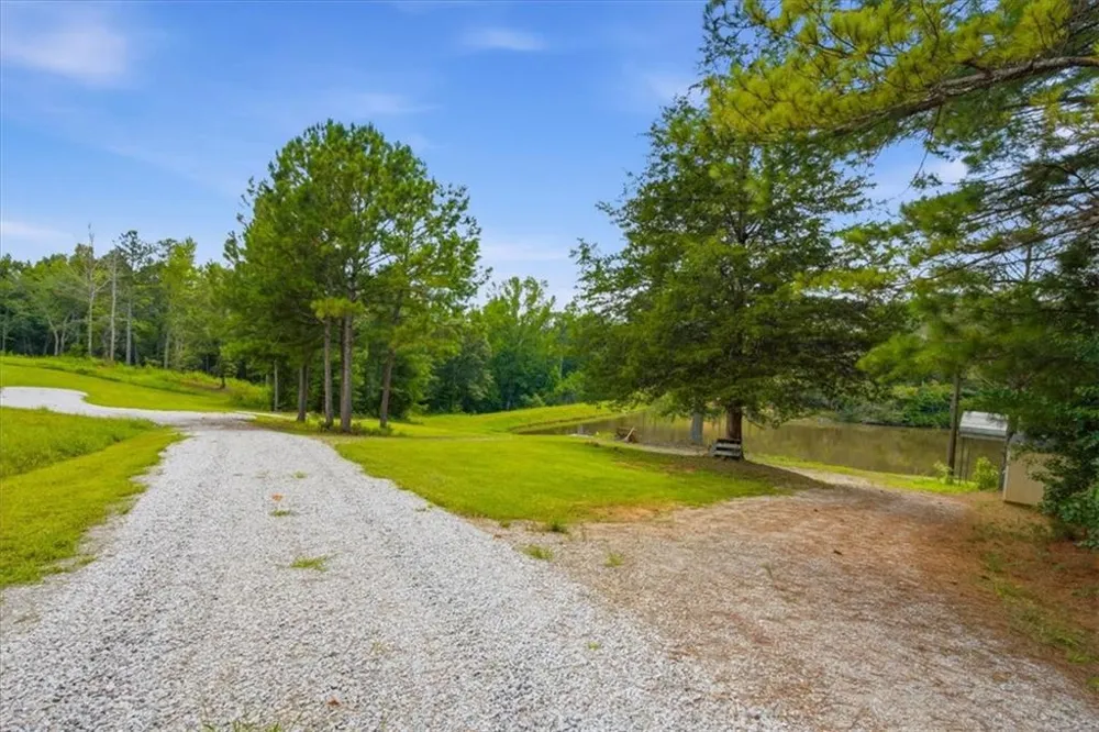 80 Hand Road Bowdon, GA 30108