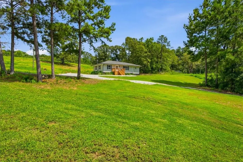 80 Hand Road Bowdon, GA 30108