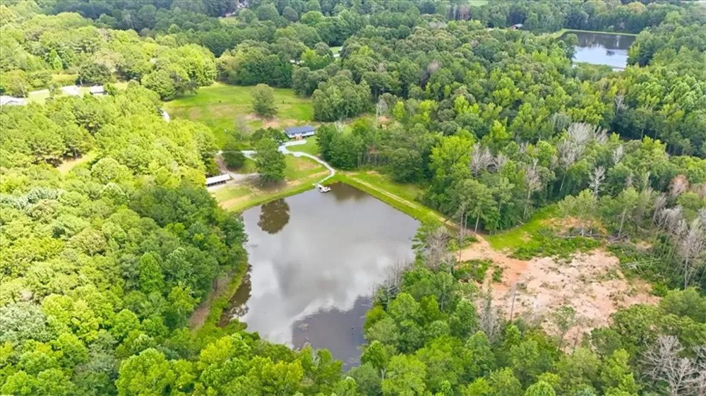 80 Hand Road Bowdon, GA 30108