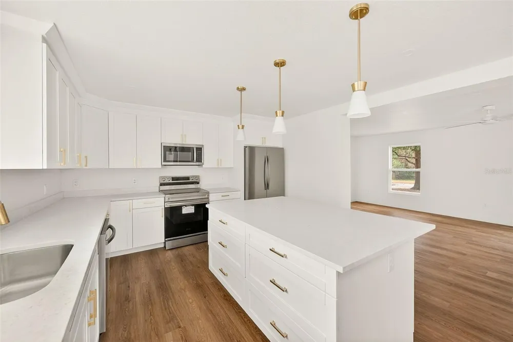 2171 BEECHER ROAD Clearwater, FL 33763