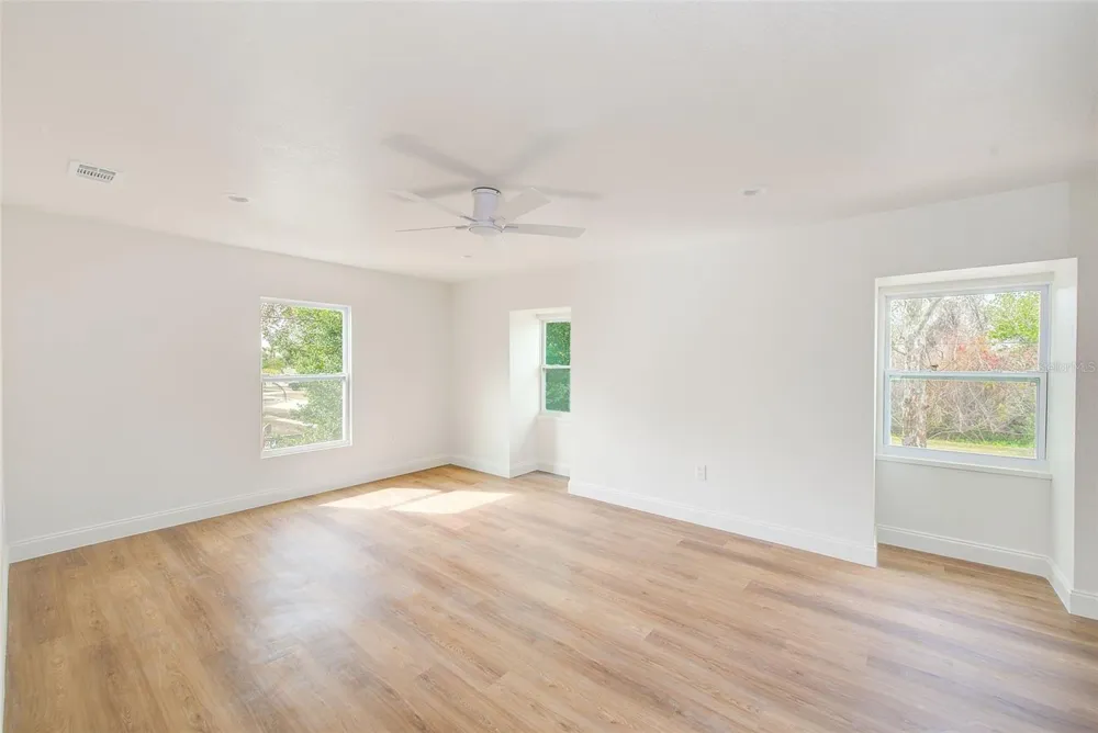 2171 BEECHER ROAD Clearwater, FL 33763