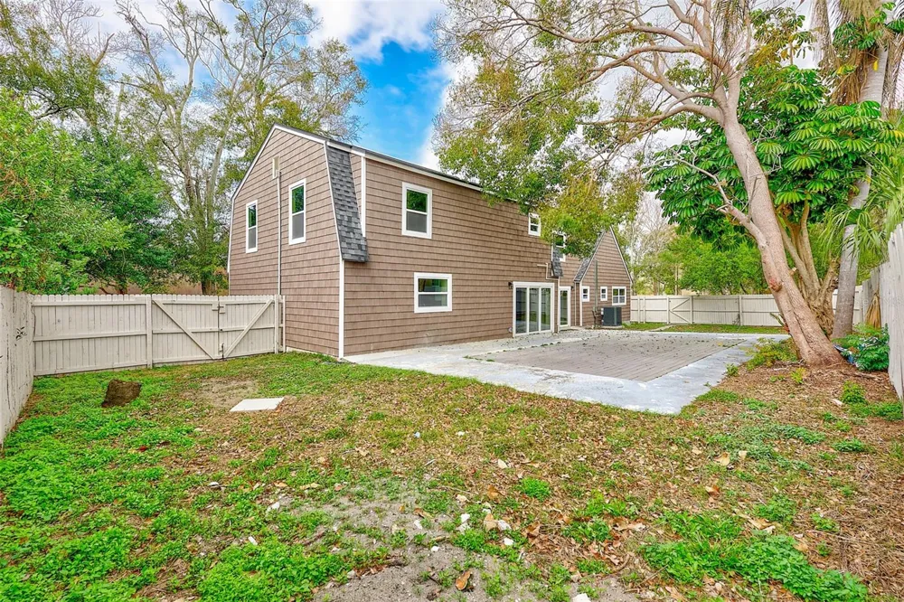 2171 BEECHER ROAD Clearwater, FL 33763