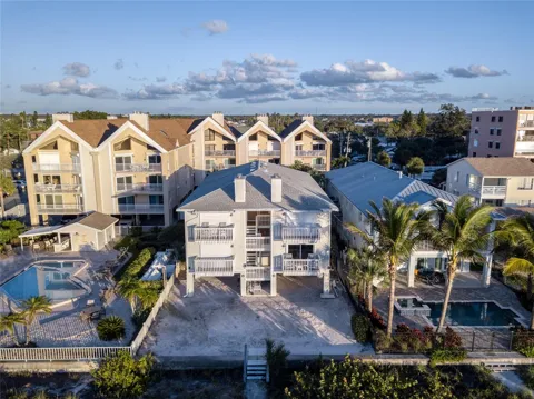 1104 BEACH TRAIL #1