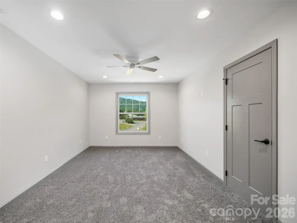 100 Red Twig Lane #103 Burnsville, NC 28714