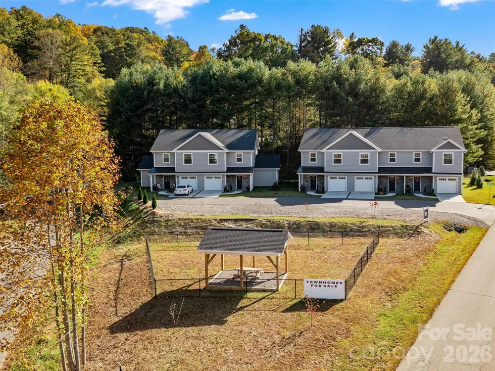 100 Red Twig Lane #103 Burnsville, NC 28714