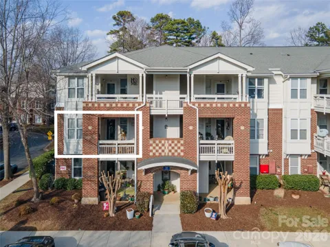 714 Northeast Drive #44