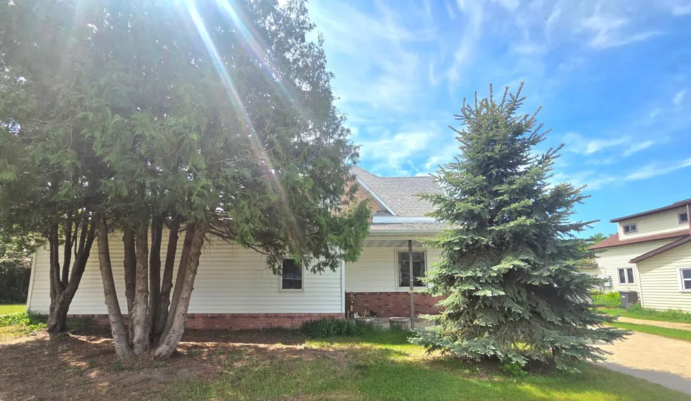 107 Lincoln Avenue NW Twin Valley, MN 56584