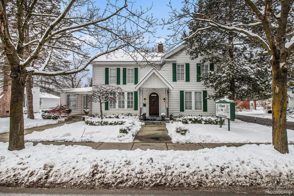 155 Main Street Clarkston City, MI 48346