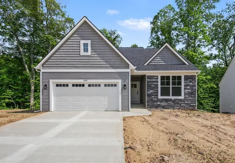 6841 Loggers Ridge Run SE