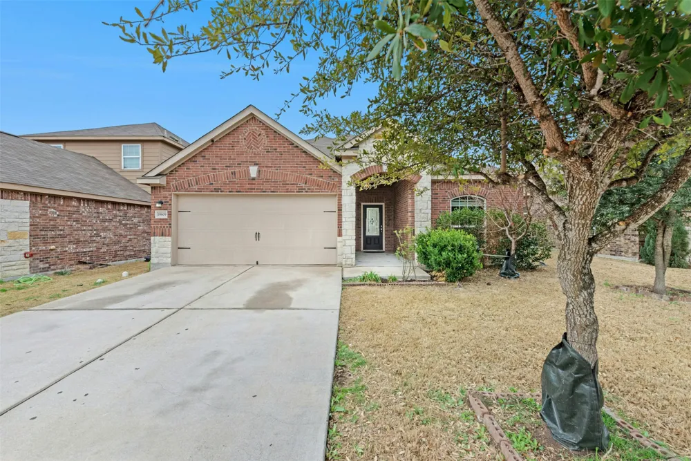 19809 Per Lange Pass Manor, TX 78653