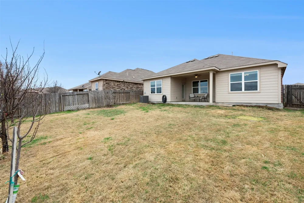 19809 Per Lange Pass Manor, TX 78653