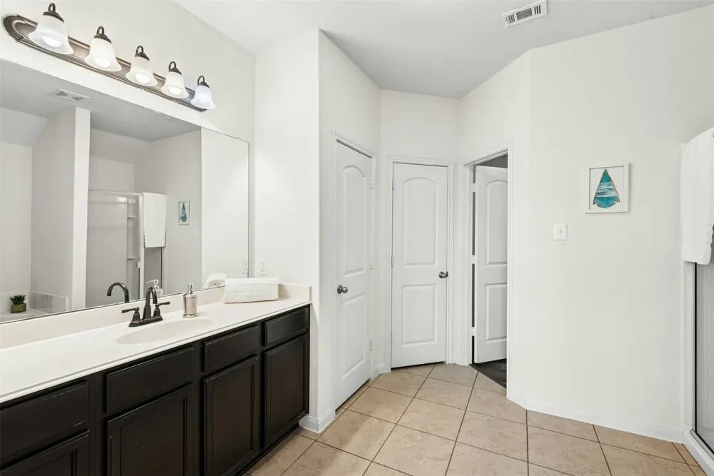 19809 Per Lange Pass Manor, TX 78653