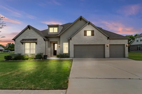 1412 Scenic Oaks Drive