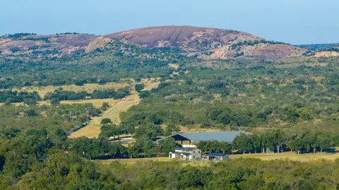 5862 Ranch Road 965