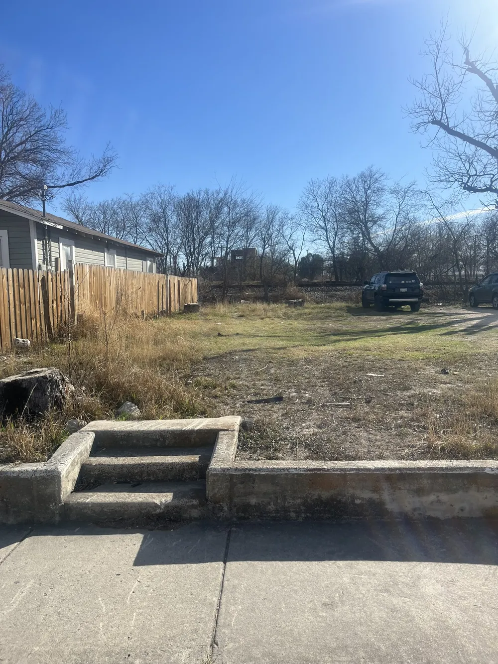 214 E LACHAPELLE San Antonio, TX 78204