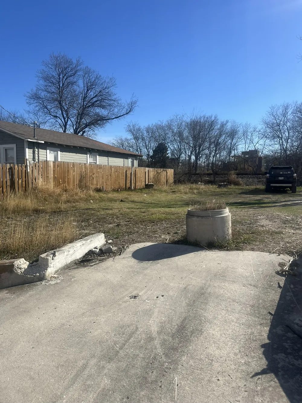 214 E LACHAPELLE San Antonio, TX 78204