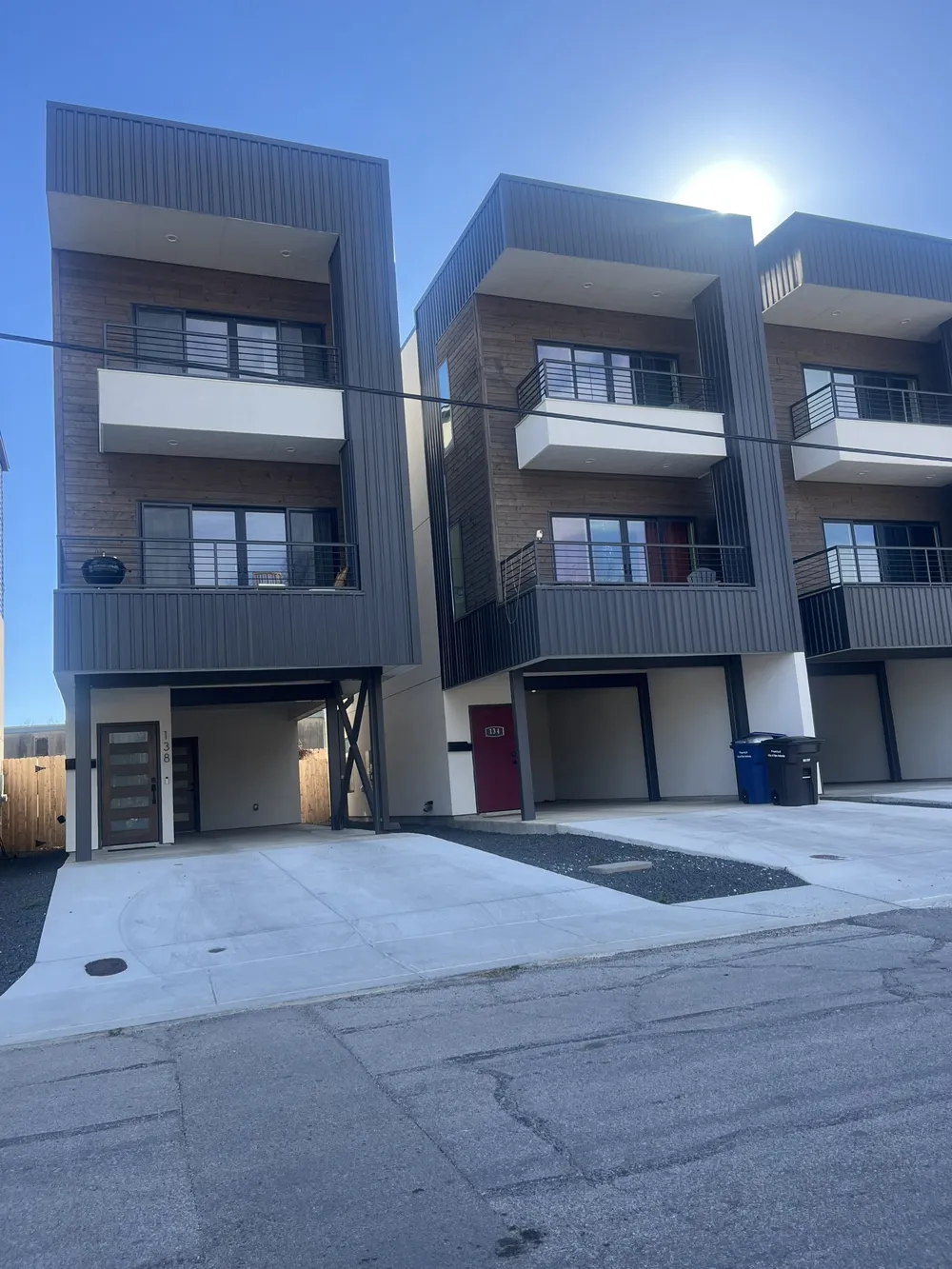 214 E LACHAPELLE San Antonio, TX 78204