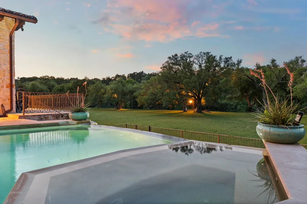 11941 Overlook Pass Austin, TX 78738