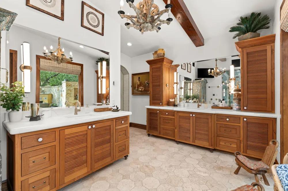 11941 Overlook Pass Austin, TX 78738