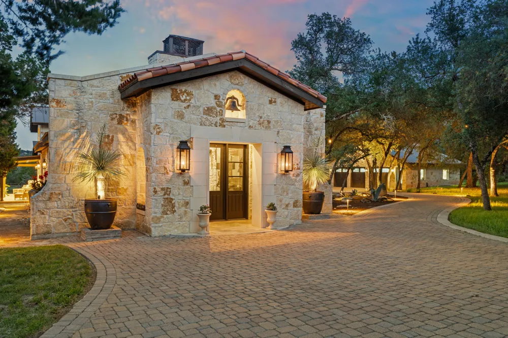 11941 Overlook Pass Austin, TX 78738