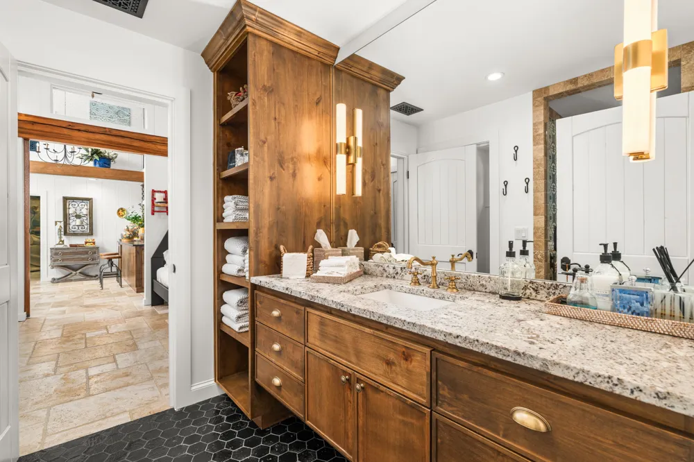11941 Overlook Pass Austin, TX 78738