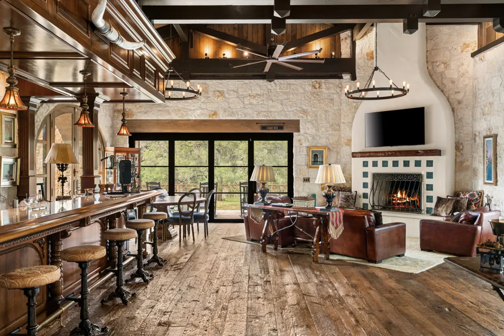 11941 Overlook Pass Austin, TX 78738