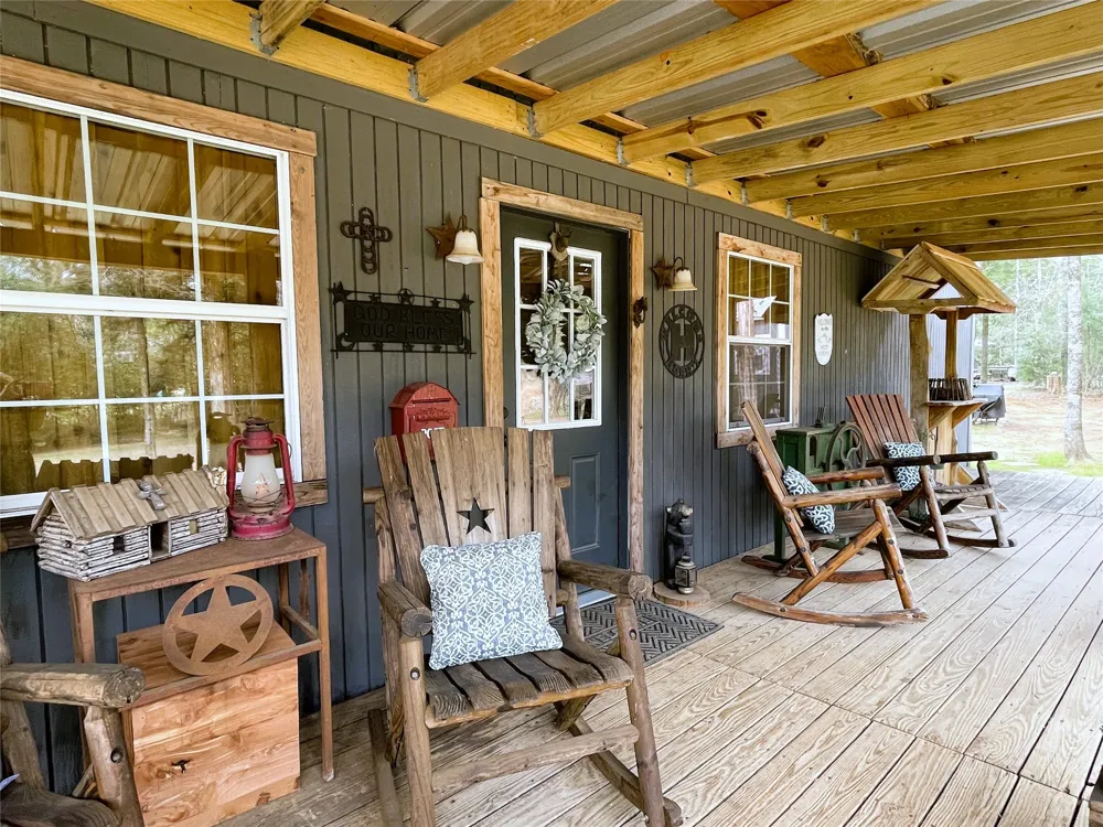 233 PR 247 Oakwood, TX 75855