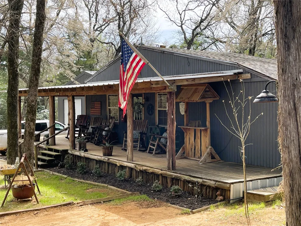 233 PR 247 Oakwood, TX 75855