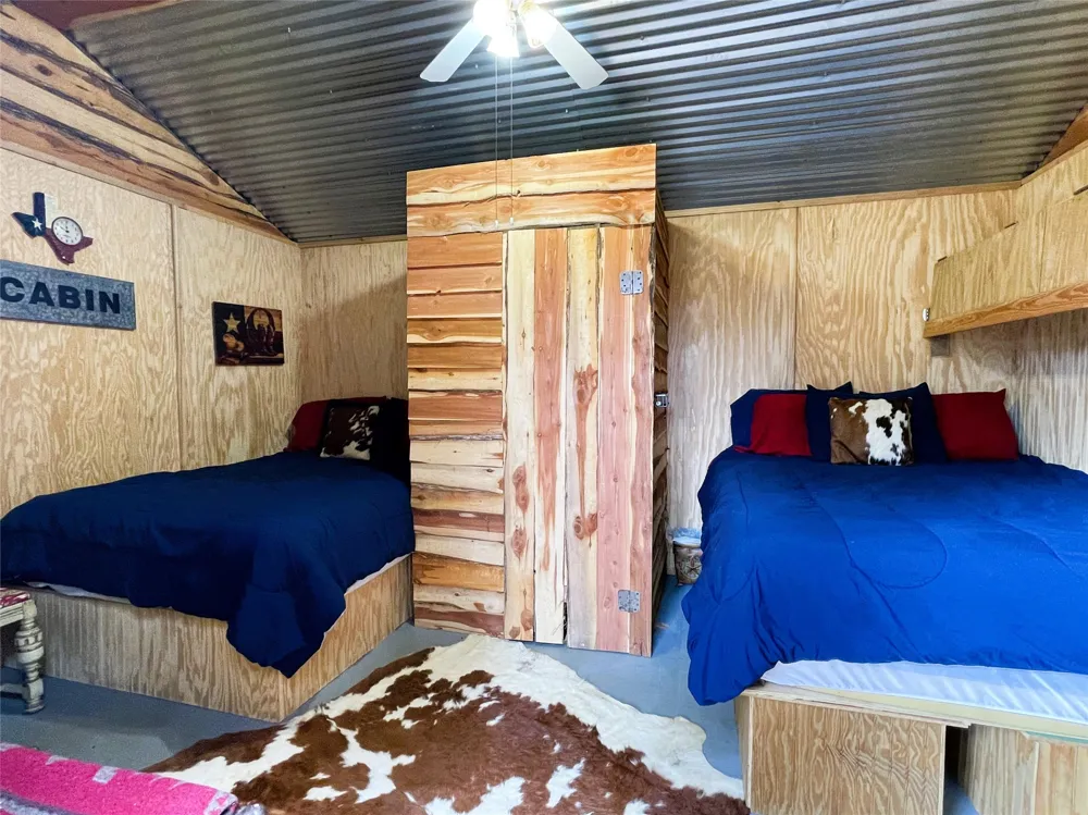 233 PR 247 Oakwood, TX 75855