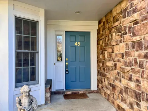 45 Hedge Row Road