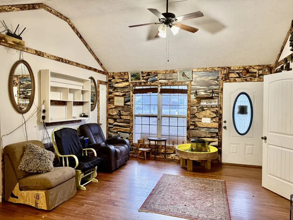 225 Lake Forrest Rd Lynchburg, TN 37352