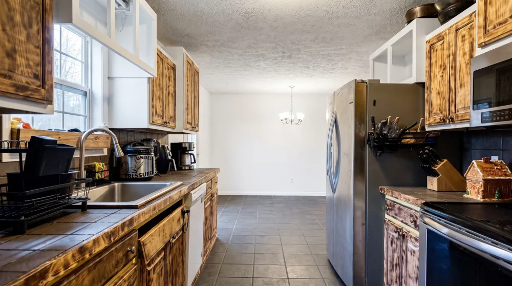 225 Lake Forrest Rd Lynchburg, TN 37352