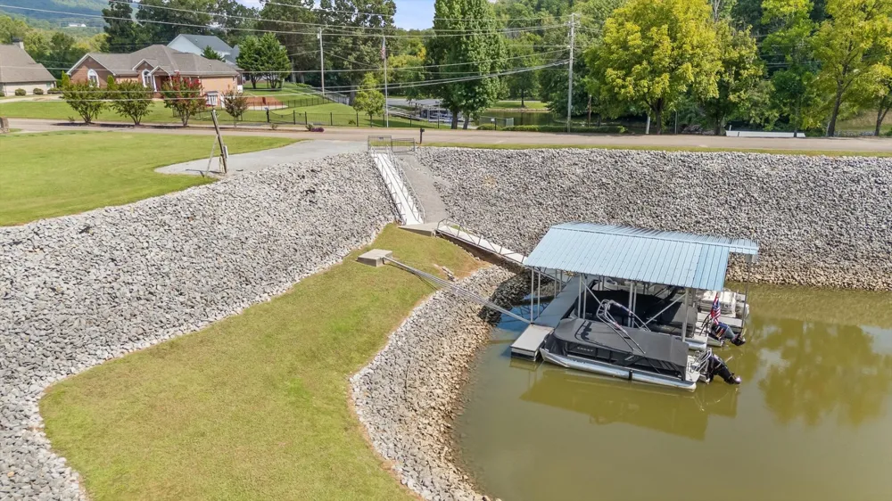 3237 Waterfront Dr Chattanooga, TN 37419