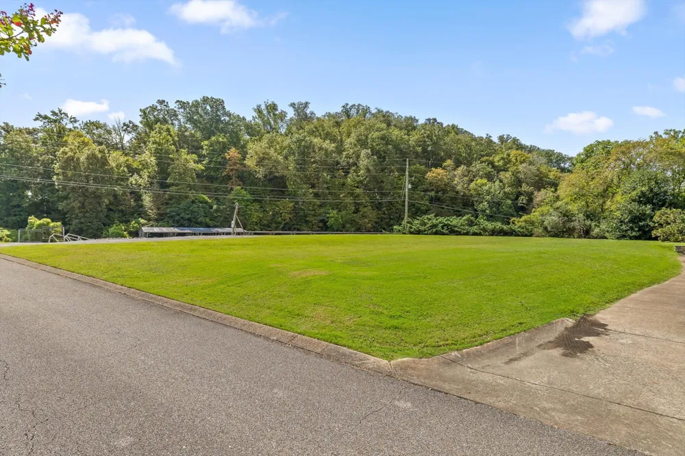 3237 Waterfront Dr Chattanooga, TN 37419